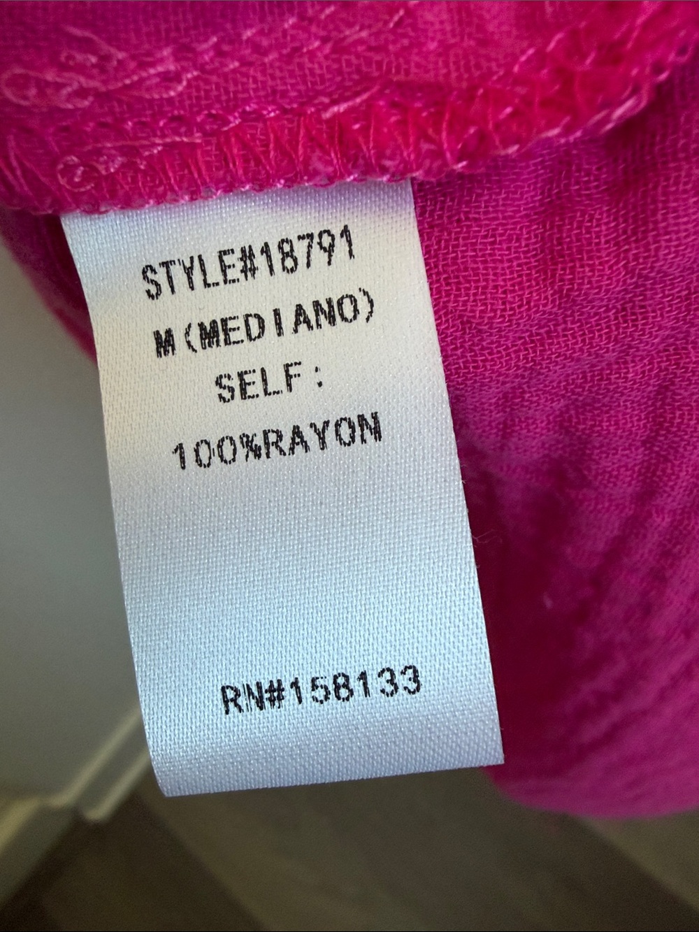 NWOT Staccato Vibrant Pink Gauze Short Sleeve Blouse. - Picture 6 of 7
